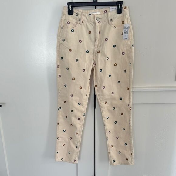 PACSUN Cream Floral Embroidered Corduroy Mom Jeans Size 26 Classic High Rise NWT - Picture 3 of 15